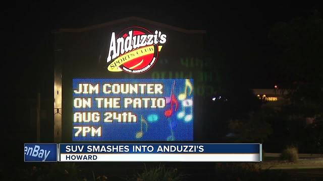 SUV smashes into pillar at Howard Anduzzi's