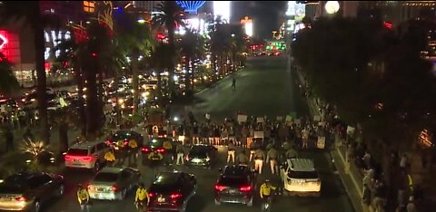 Black Lives Matter protesters take to Vegas Blvd on Juneteenth