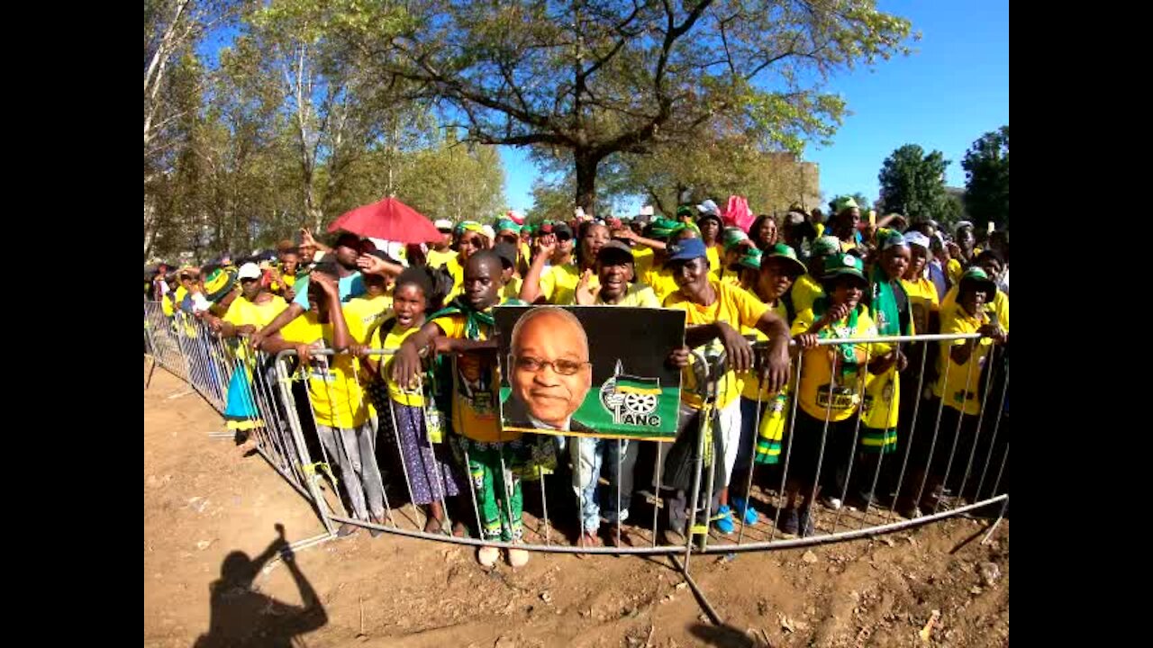 SOUTH AFRICA - KwaZulu-Natal - Jacob Zuma trial (Videos) (cYV)