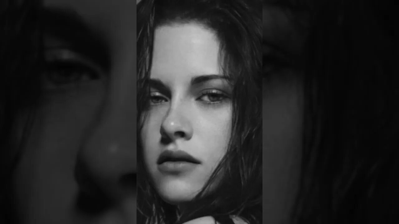 Kristen Stewart & Bella Swan #iconic #beauty #kristenstewart #bellaswan #twilight #actress #movie