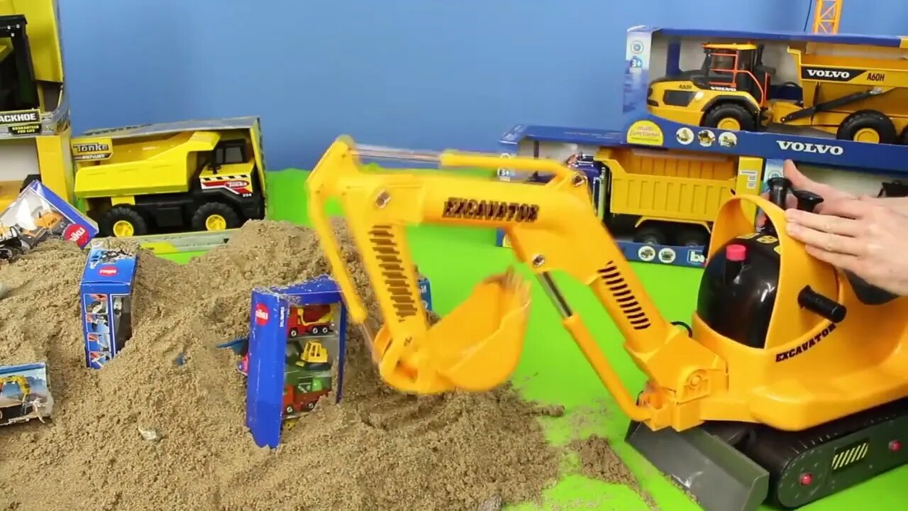 Excavator is digging in the Dirt