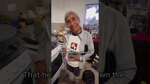 Her house burned down, let's bless this sweet grandma 🙌🙏❤️