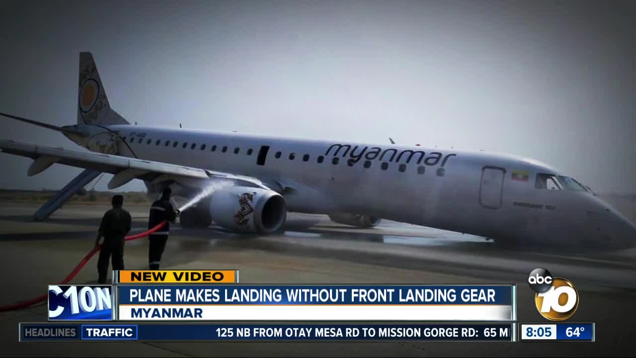 Plane lands without front landing gear