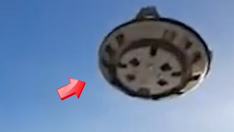 A saucer-shaped UFO is coming this way! [Space]