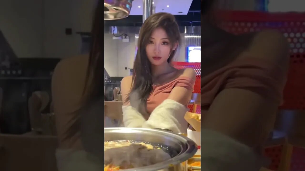 This Chinese Girl Chugs A Bottle Of 53% Alcohol Baijiu Before Dinner