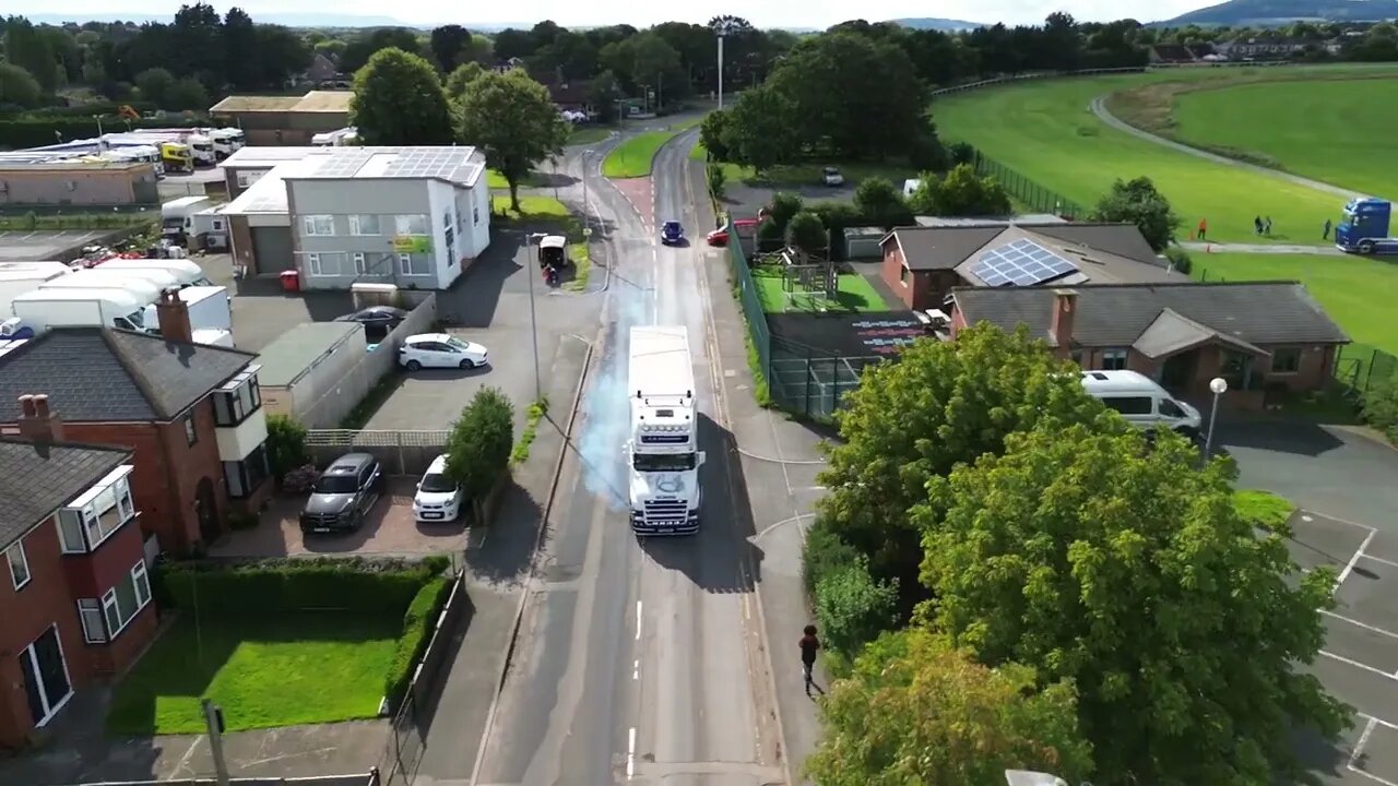 Loud Open Pipe Leaving Hereford #truckfest T Cab Bull Nose #scania -Welsh Drones Trucking