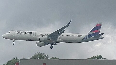 Airbus A321 PT-XPF coming from Belém do Pará to Manaus