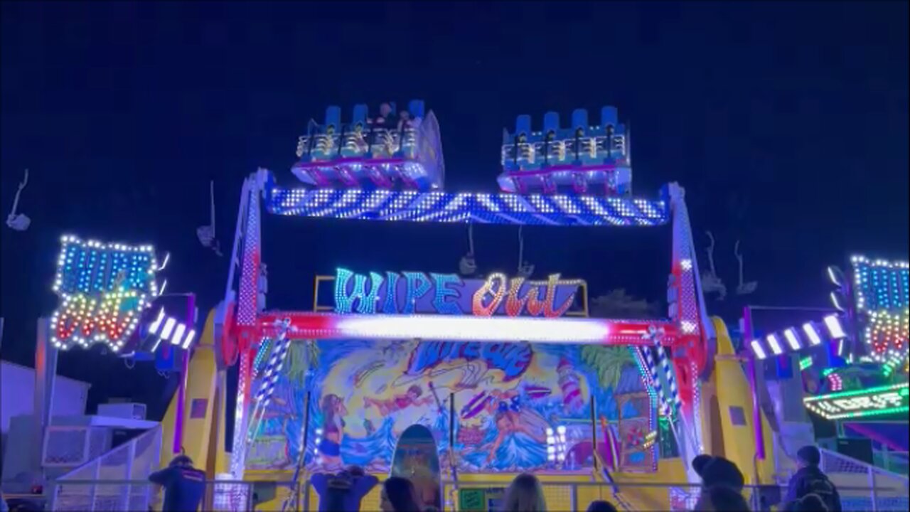 Wipe Out Amusement Ride