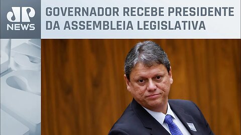 Tarcísio volta a SP e despacha no Palácio dos Bandeirantes nesta segunda-feira (03)