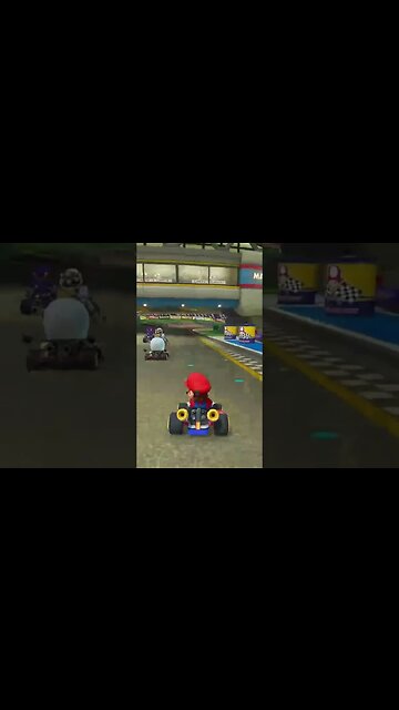 Mario Kart 8 Deluxe - Mario Gameplay