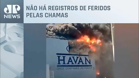 Incêndio destrói loja da Havan na Bahia; veja vídeos