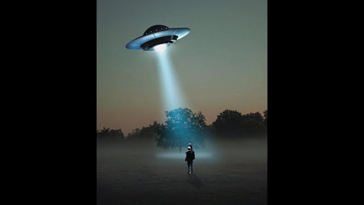 UFO's Hovering in Sky (Old Footage)