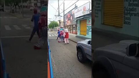 DANÇANDO FOFÃO, PEPPA, HOMEM-ARANHA E PATATI PASSINHOS NA CARRETA DA ALEGRIA, LIKE 7