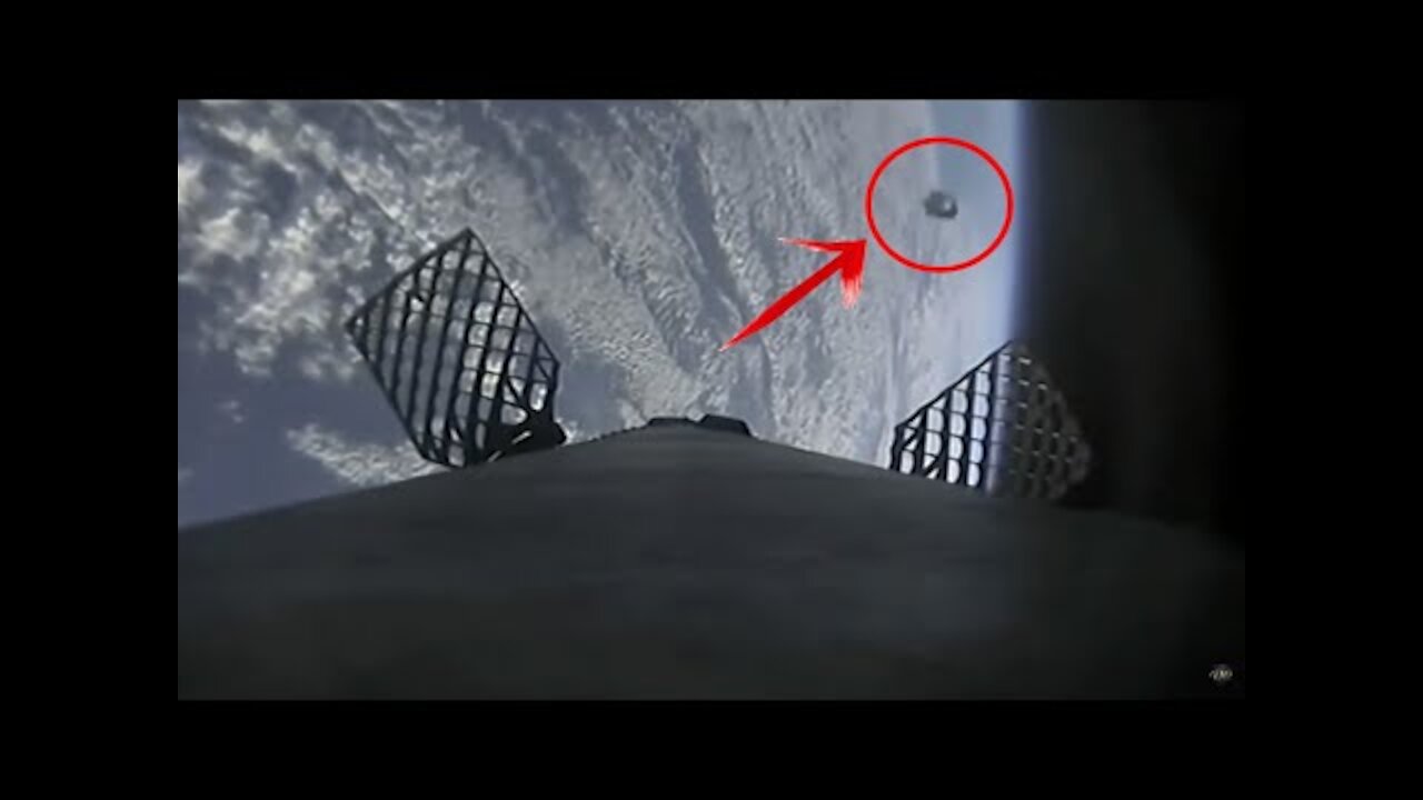 Space X Starlink Mission - UFO STRIKES the ROCKET!