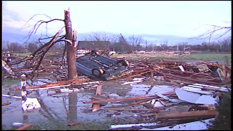 Reaction to damage from 1992 Indiana tornadoes