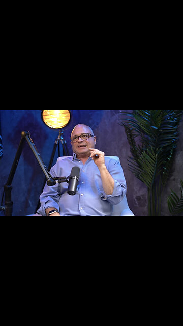 America’s Top Trump Impersonator Demonstrates How To Do The Perfect Trump