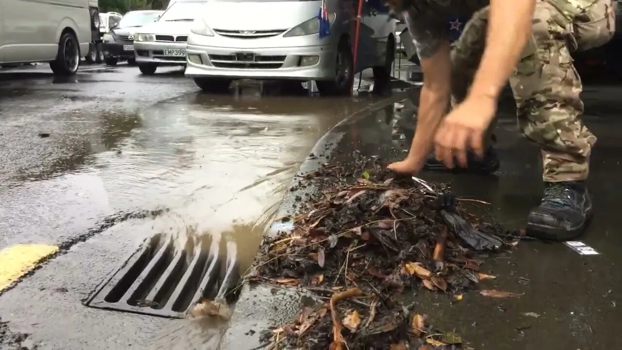 Freedom Convoy 2022 - Masks & Debris Removed from Drain