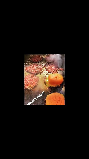 Picasso cheeseburger | @e.l.e.burger on IG 🍔🧀 #shorts