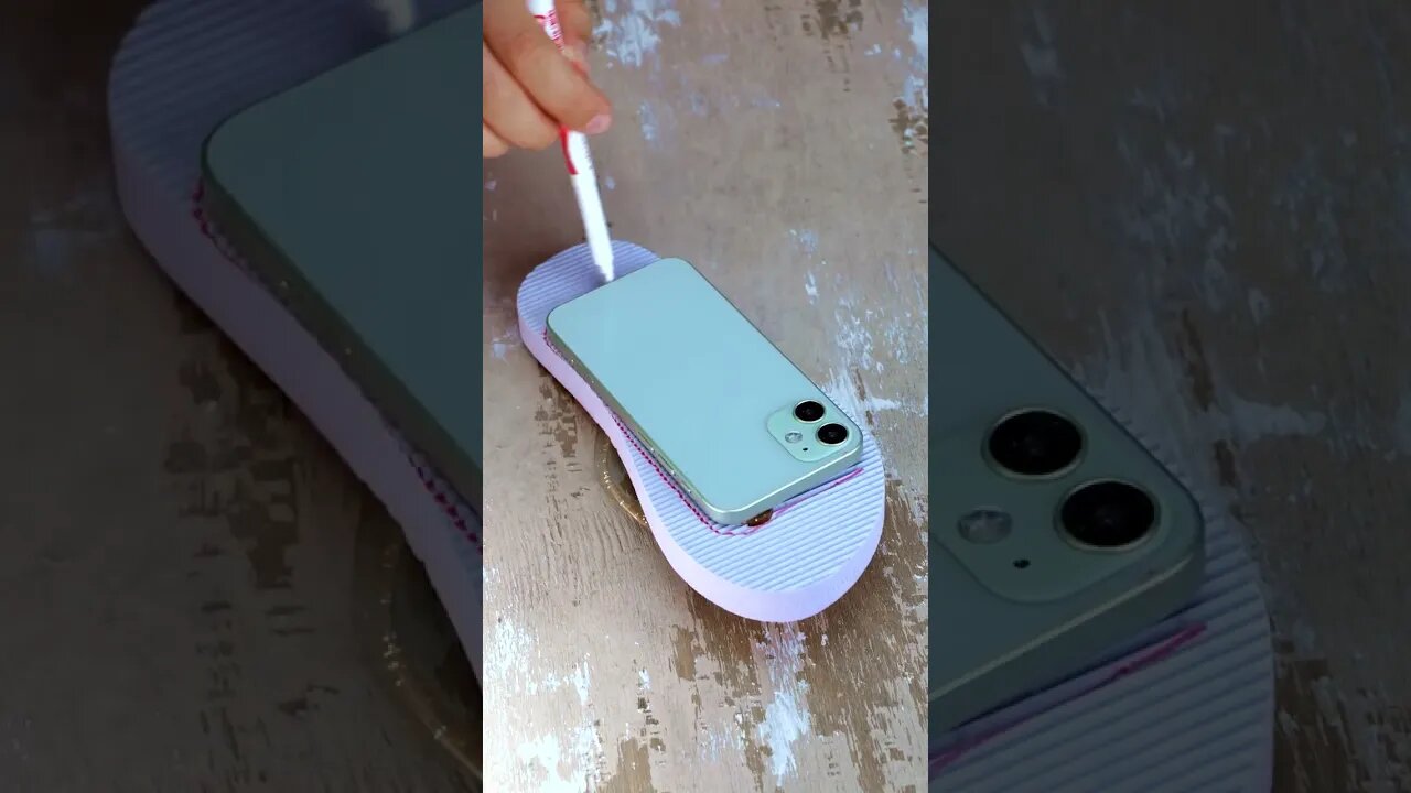 Unusual ways to upgrade your phone case! 🤳