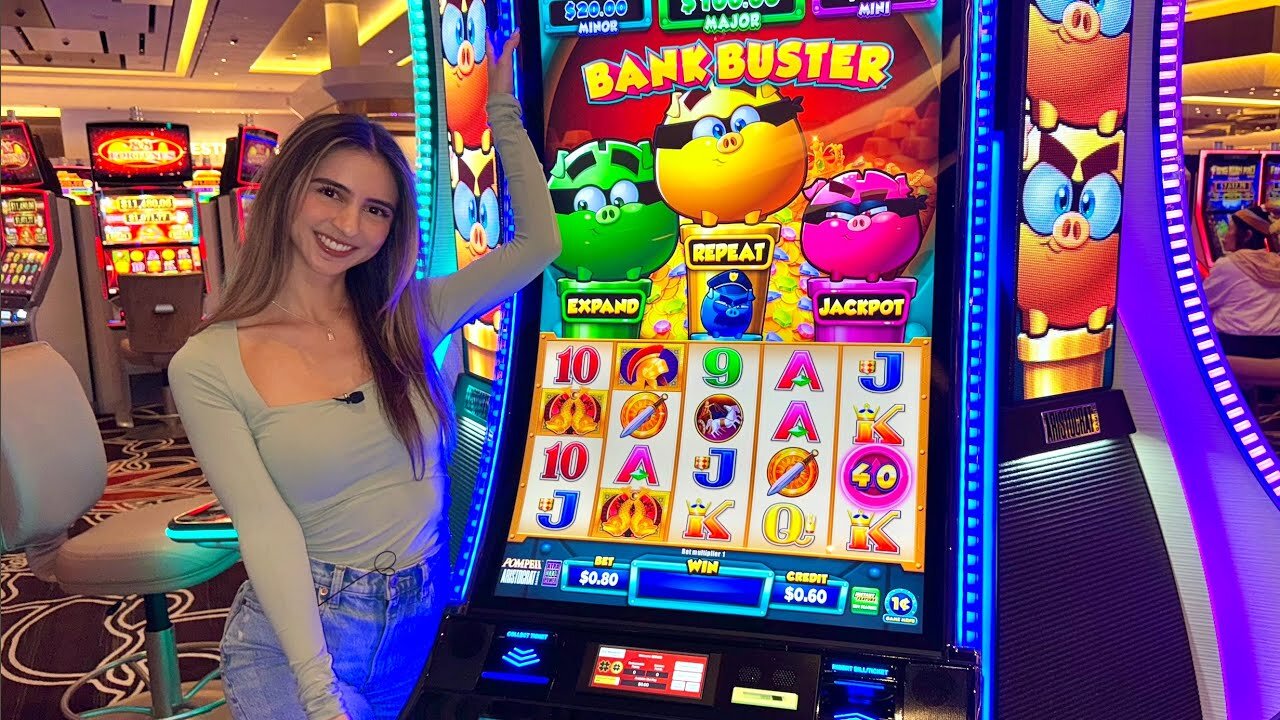 BUYING $100 BONUSES ON A BANK BUSTER SLOT!!!🫨💸🐷😅