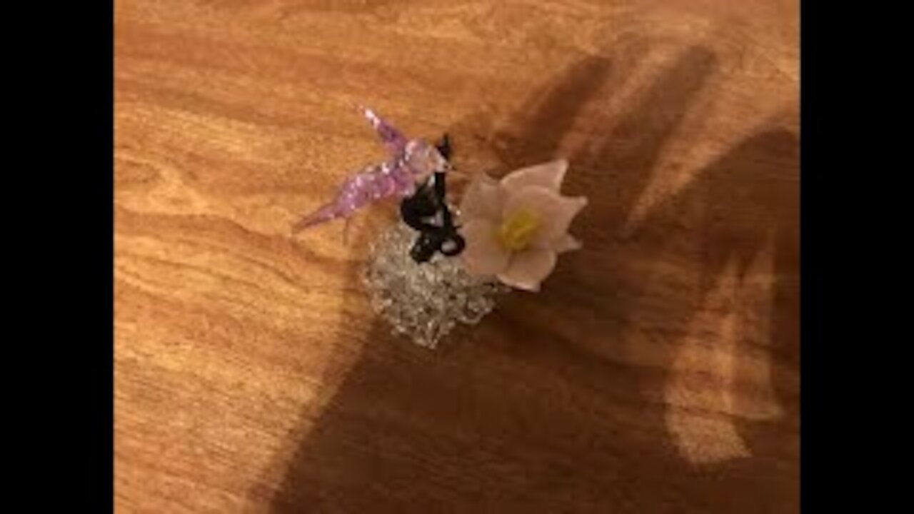 Glass Humming Bird with flower