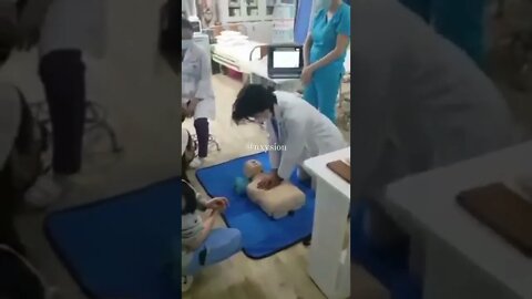 When you want to entertain others in serious situation 😂😂 #shorts #shortsvideo #doctor