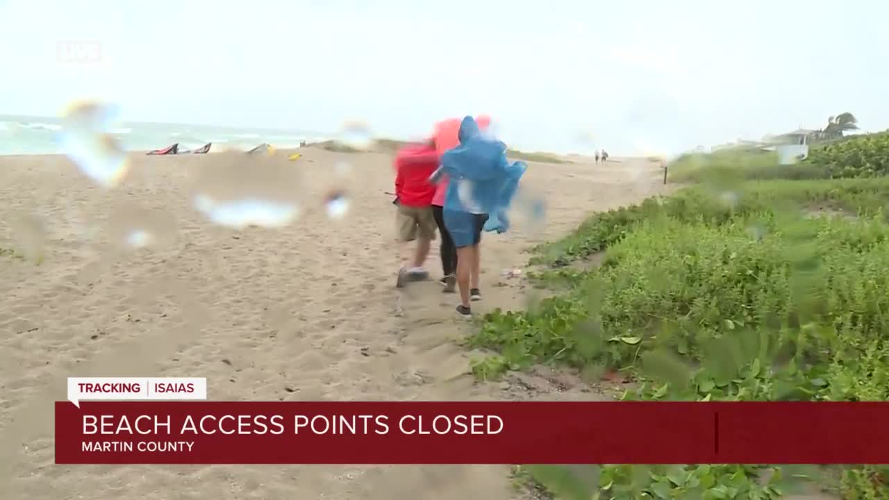 Heavy rain, wind on Stuart Beach