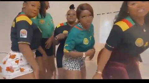 Cameroon Woman Twerking before the game