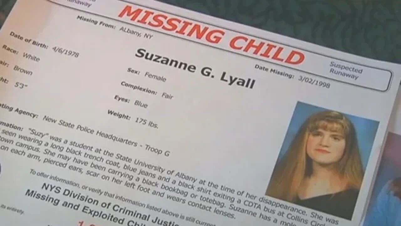 Missing: Suzanne Lyall - A Tarot Reading