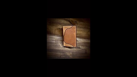 Montana Vertical Wallet