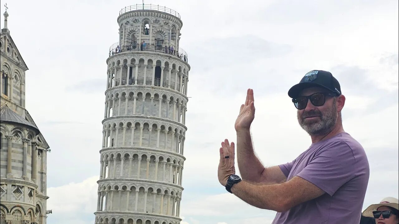 Michelangelo's David & The Leaning Tower of Pisa (Nailed the Pic!) - Italy VLOG 02