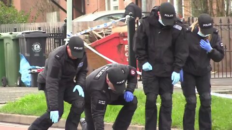 Bristol Street Closed Armed Police Descend On Area After Gunshots Heard | Hartcliffe Bristol