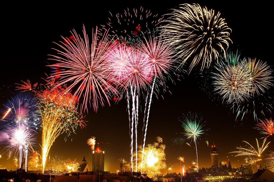 How to Survive Malfunctioning Fireworks