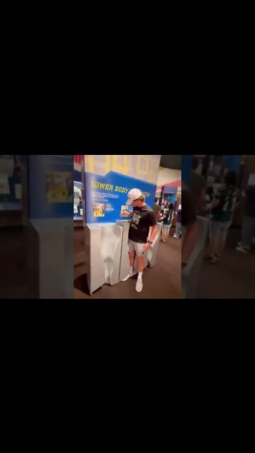 MOLD of NFL players legs! 😱