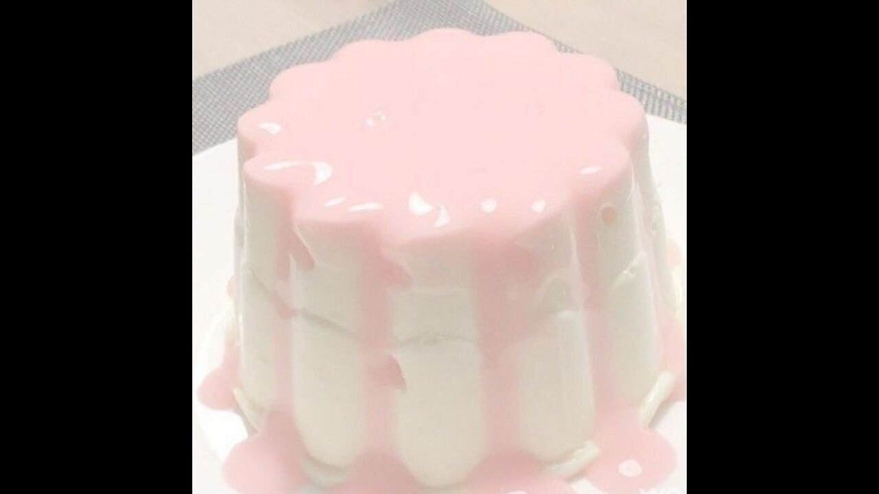 Strawberry bread (WL)