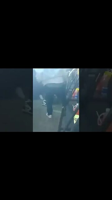 SINGER COLLAPSED FROM STAGE SUDDENLY AND SUFFERS FISH OUT OF WATER SYNDROME👀