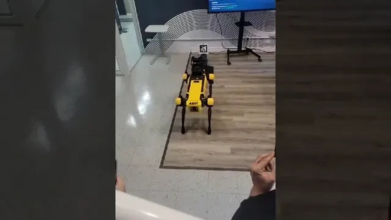 ELES ESTÃO CHEGANDO