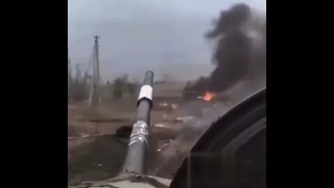 Incredible Footage From Russian Soldiers Show the First Tank in Their Covoy hit With Javelin