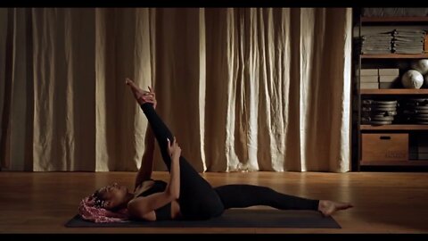 Yoga Woman | Yoga Stretching | Meditation Music 10 Minutes #yoga #yogalife #music #meditation #woman