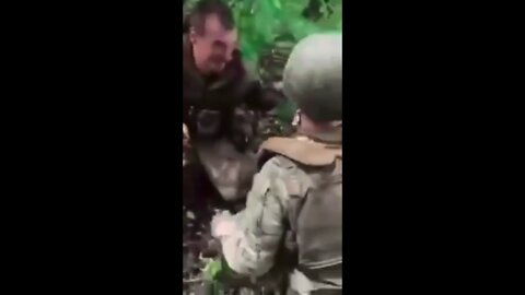 Reconnaissance officers capturing enemy troops