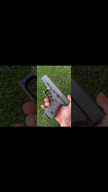 Glock 19C - Ported w/ new Handleitgrips ELITE Texture 😎👍 #glock #concealedcarry #subscribe