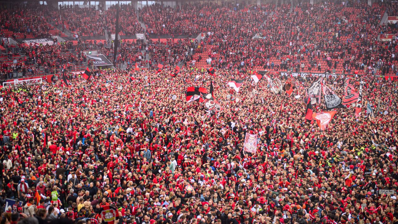 Bayer Leverkusen Fans Invade the Pitch After Winning Bundesliga Title