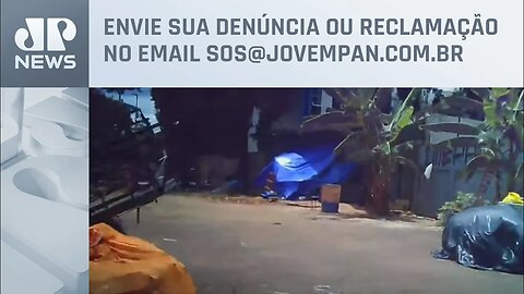 Praça no Centro está abandonada e moradores reclamam | SOS São Paulo