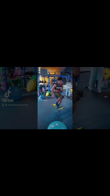 We need that apology @Megan Thee Stallion 👑