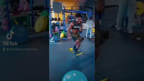 We need that apology @Megan Thee Stallion 👑