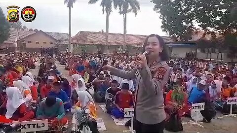 POLSEK KEMUNING RAZIA SEKOLAH