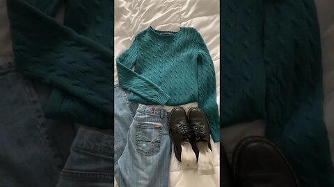 Styling Sweaters tiktok rainlscool