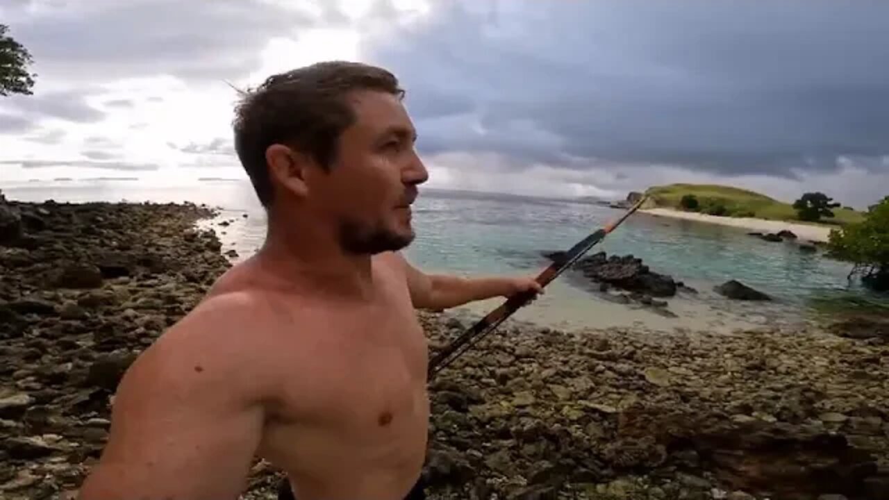10 === BOWFISHING Survival Catch n Cook Hunting Sharks