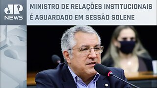 Alexandre Padilha participa de homenagem a profissionais de saúde na Alesp