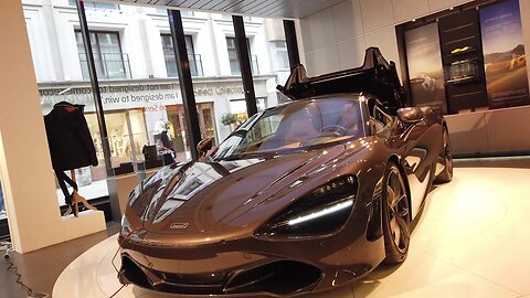 ABSOLUTE SILENT McLaren 720S Spider roof mechanism in action. SUPER SILENT!